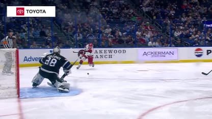 Robinson starts scoring with one-timer