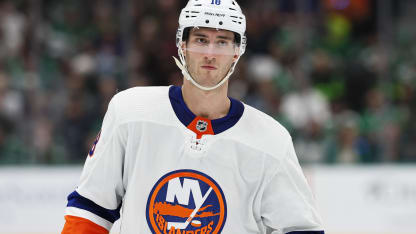 Skridskostarke Pierre Engvall ser hårt arbete som nyckeln för New York Islanders