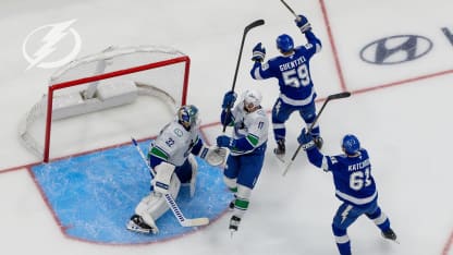 Guentzel's deflection doubles the lead