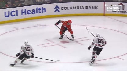 CHI@ANA: Carlsson scores PPG against Arvid Soderblom