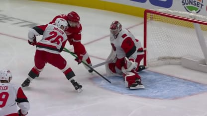 CAR@DET: van Riemsdyk scores PPG against Frederik Andersen