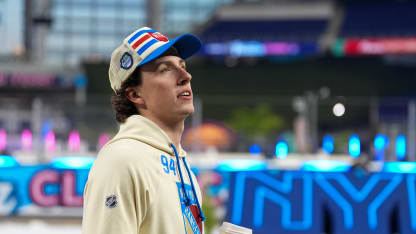 Photos: Winter Classic Warmups