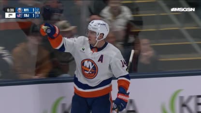 Horvat's 20th goal of season