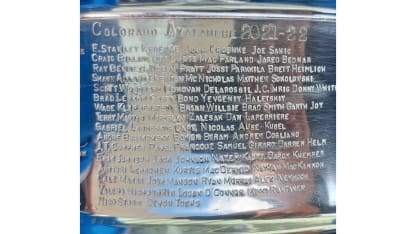 Avalanche_names_engraved_on_Cup