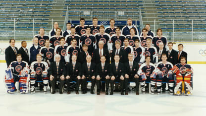 1998 Men's US Olympic hockey team pic