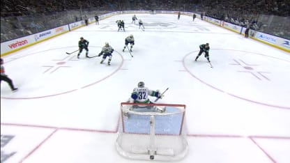 VAN@SEA: Lankinen with a great save against Berkly Catton