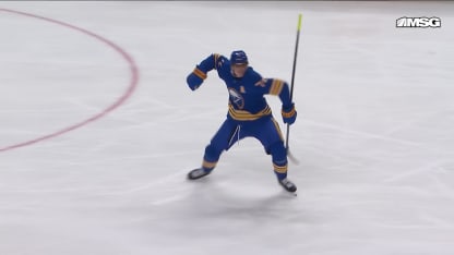 NSH@BUF: Thompson scores goal against Juuse Saros