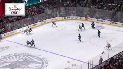 Eklund trouve l'ouverture en échappée