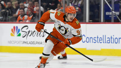 Carlsson Out 3-5 Weeks with Thigh Injury