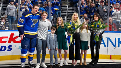 Blues pregame ceremony honoring Suter's 1,500th game