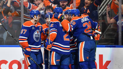 LAK@EDM: Nugent-Hopkins scores goal against Darcy Kuemper