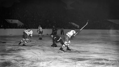 Howe75th_gordie1946action