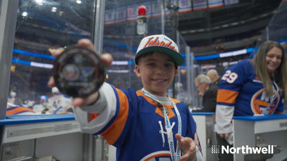 Isles Treat 8-Year-Old Battling Cancer to Amazing Day