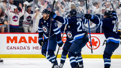 Winnipeg vidare efter sekunddrama