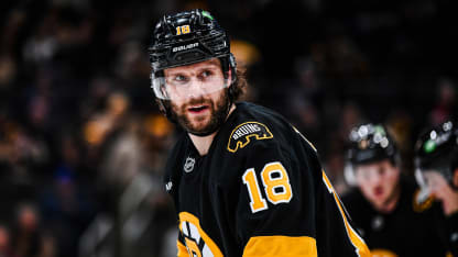 Zacha dvěma góly přispěl k výhře Bruins