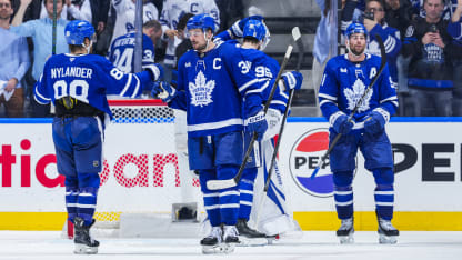 Toronto pegó primero ante Florida en inicio de la Segunda Ronda