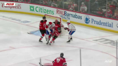 MTL@NJD: Dach marque un but contre Jacob Markstrom