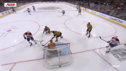 MTL@VGK: Bolduc marque un but contre Akira Schmid