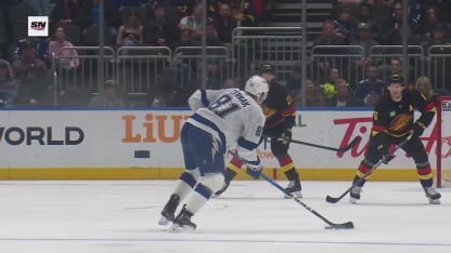 TBL@VAN: Cirelli marque un but contre Kevin Lankinen