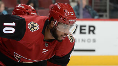 Duclair_Coyotes_up_close