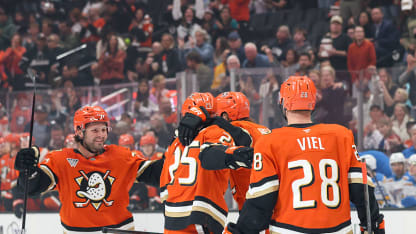 Poehling Gives Ducks Early Lead