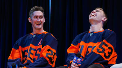 Islanders Host Season Ticket Members for an Evening With The Players