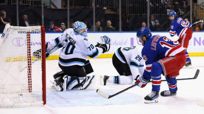 Lafrenière's PPG breaks the ice