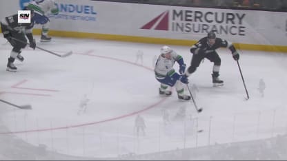 VAN@LAK: Pettersson scores goal against Anton Forsberg