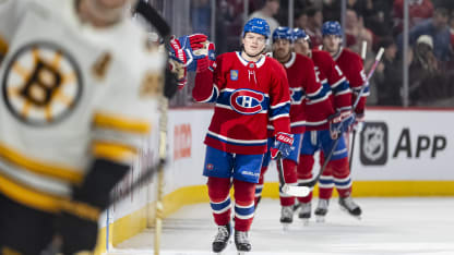 Caufield ne rate pas sa chance