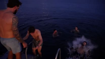 Stars players experience sauna in Helsinki, Finland