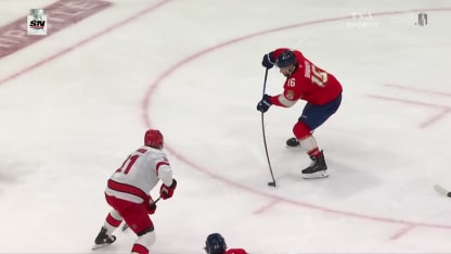 Barkov profite d'un revirement