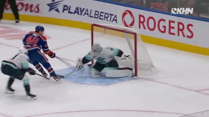 SEA@EDM: Philp scores goal against Philipp Grubauer