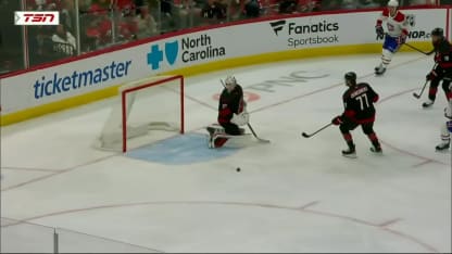 MTL@CAR: Suzuki scores goal against Brandon Bussi