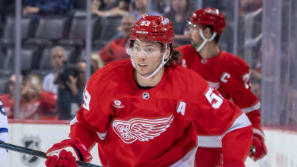 Toronto Maple Leafs v Detroit Red Wings