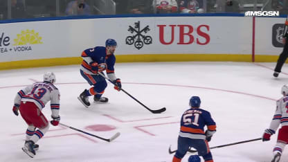 NYR@NYI: Heineman scores goal against Spencer Martin