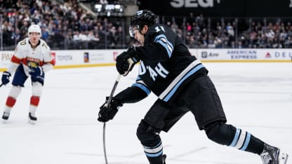 Dylan.Guenther.Shooting.Image