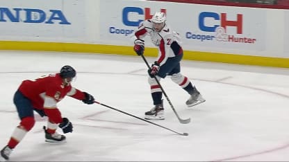 WSH@FLA: Bobrovsky with a great save against Tom Wilson