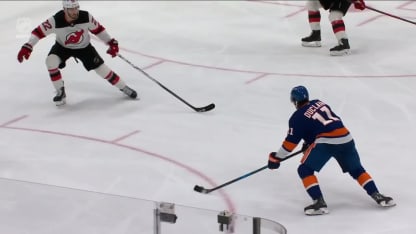 NJD@NYI: DeAngelo scores goal against Jacob Markstrom