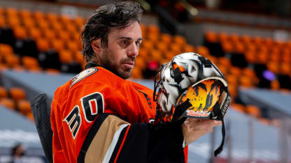 Ryan_Miller_Ducks_mask