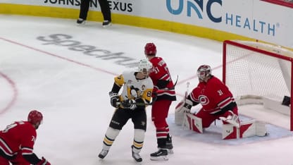 PIT@CAR: Karlsson scores goal against Frederik Andersen