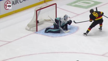 SEA@VAN: Kane scores goal against Philipp Grubauer