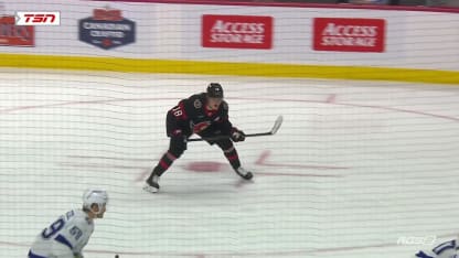 TBL@OTT: Stutzle marque un but en A.N. contre Jonas Johansson