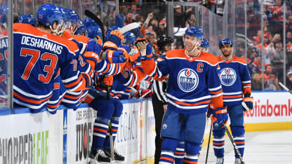 Edmonton Oilers ligan siete triunfos de la mano de McDavid