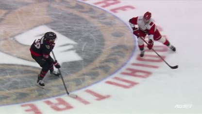 Giroux marque un but dans un filet désert