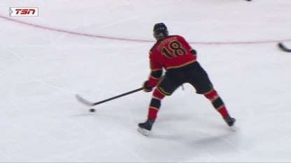 NJD@OTT: Stutzle scores PPG against Jacob Markstrom