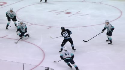 Sergachev surprend Daccord et fait 1-0