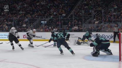 Moore surprend Kokko sur le retour