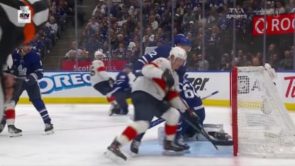 Balinskis trompe la vigilance de Woll