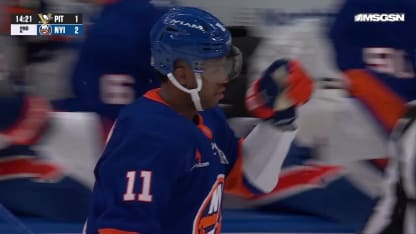 Duclair puts the Islanders on top