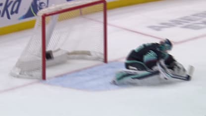 CAR@SEA: Ehlers scores goal against Joey Daccord